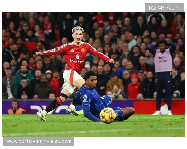 曼联4-1大胜狼队，B费2射1传，球队三轮不败排名升至第六